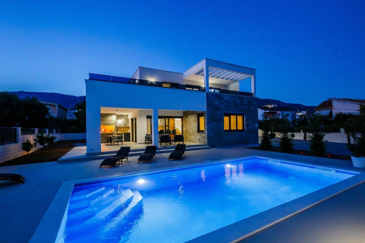 Villa Luka Kaštela Extérieur photo