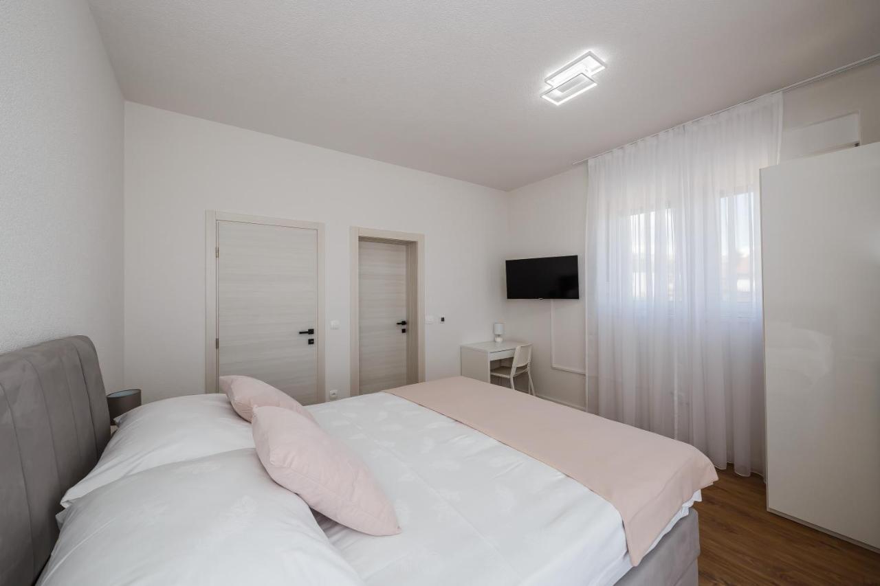 Villa Luka Kaštela Extérieur photo