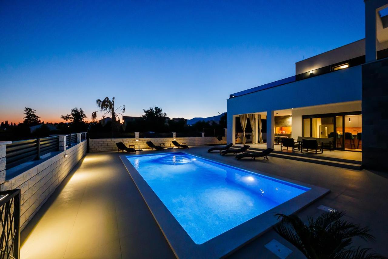 Villa Luka Kaštela Extérieur photo