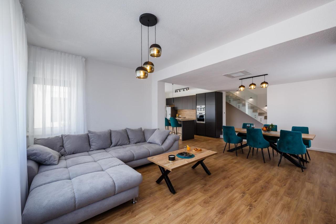 Villa Luka Kaštela Extérieur photo