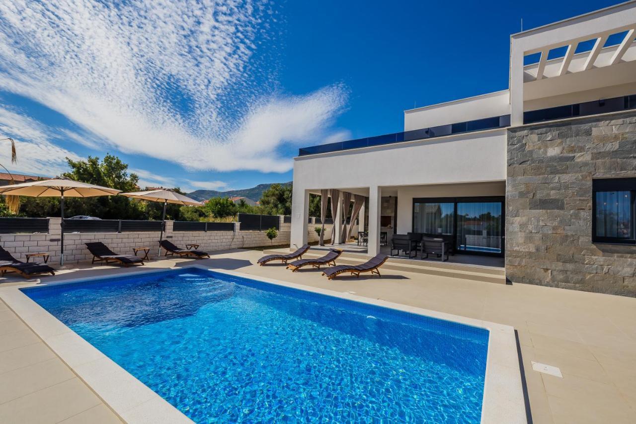 Villa Luka Kaštela Extérieur photo