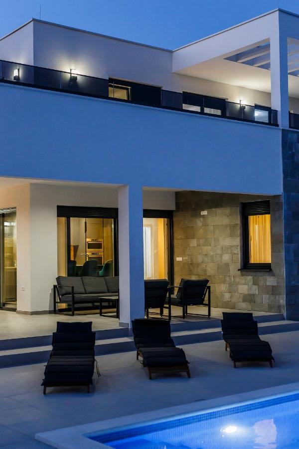 Villa Luka Kaštela Extérieur photo