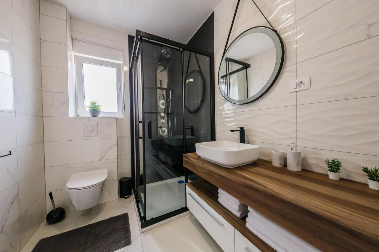 Villa Luka Kaštela Extérieur photo
