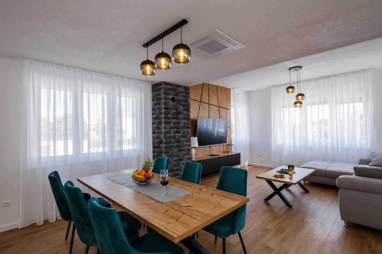 Villa Luka Kaštela Extérieur photo