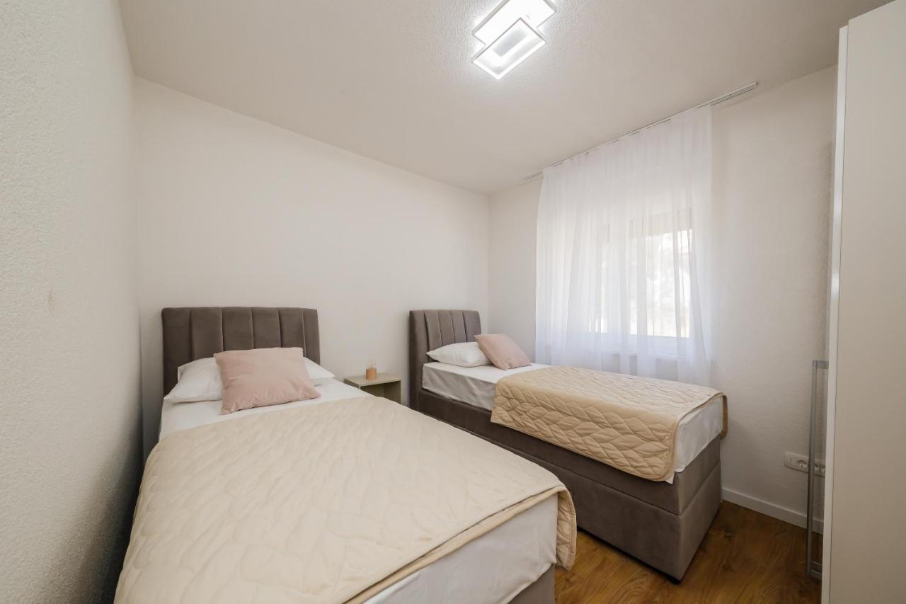 Villa Luka Kaštela Extérieur photo